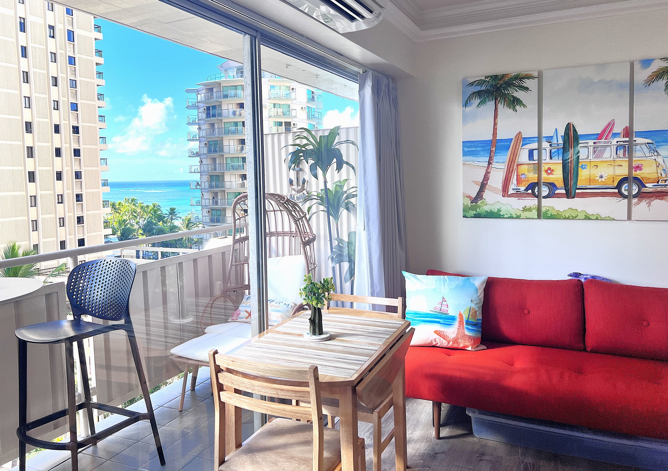 1 Block to Waikiki beach, New Renovation, View - Image 1