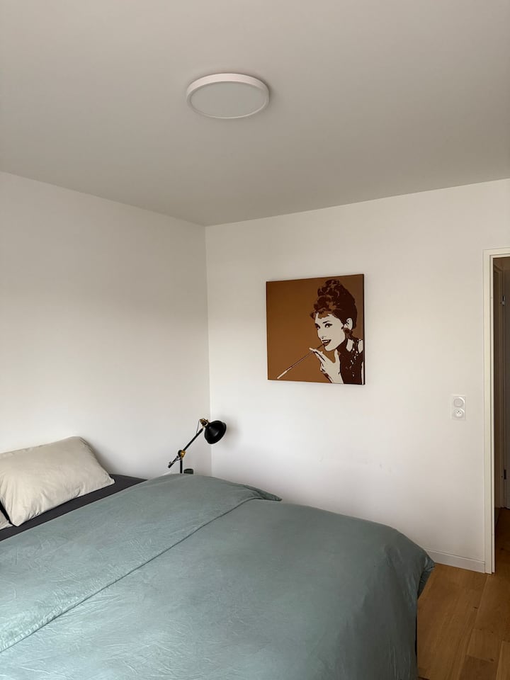 საძინებელი 1