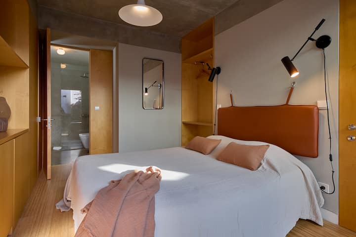 T2 With Private Garden & Jaccuzi - Porto