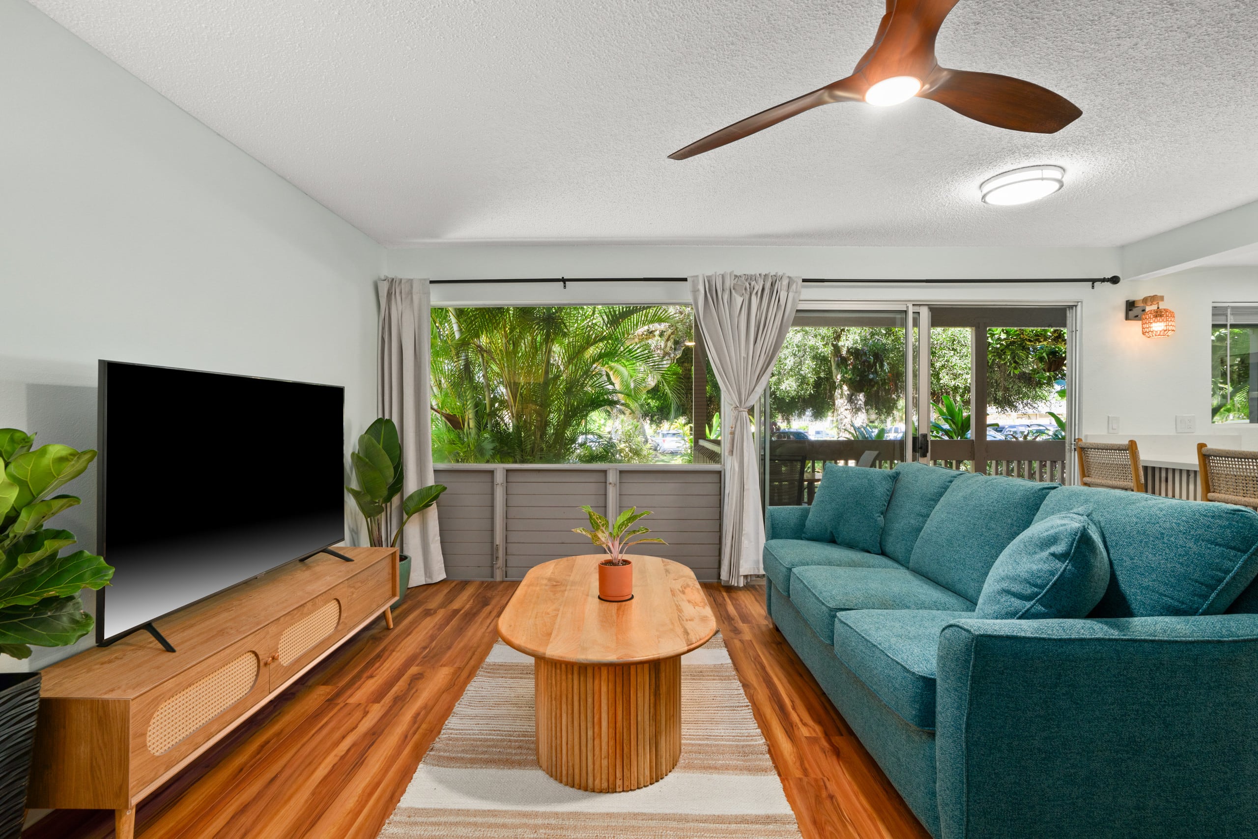 NEW Evergreen Escape • Stylish w/AC, HotTub & Pool - Image 3