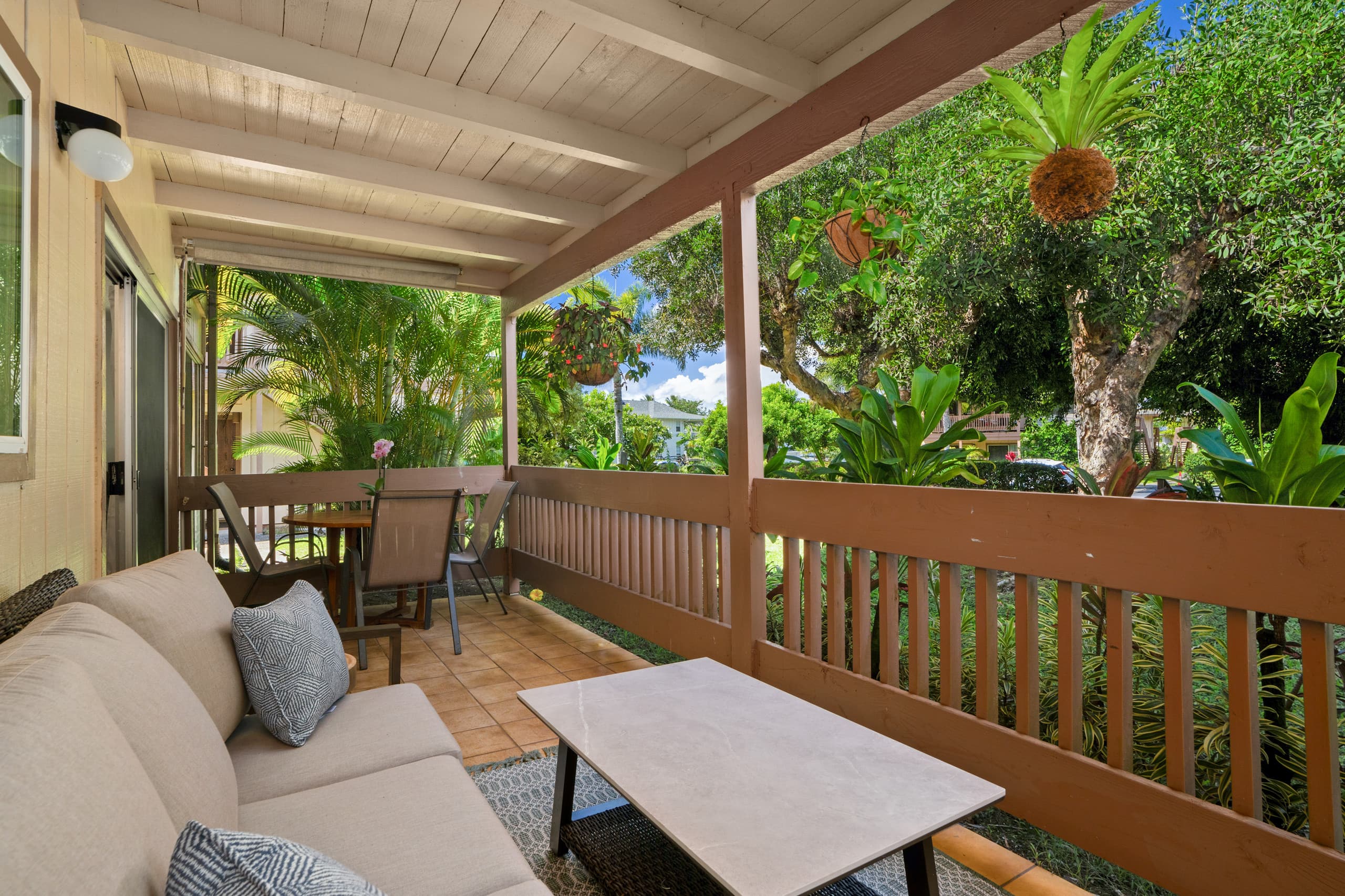 NEW Evergreen Escape • Stylish w/AC, HotTub & Pool - Image 16