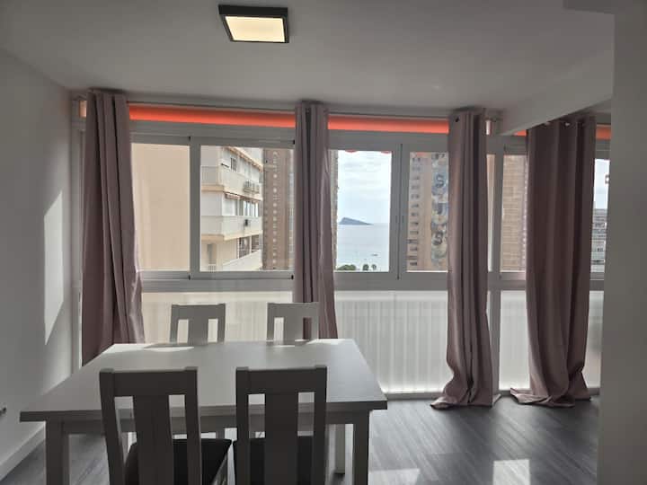 Precioso Apartamento Con Vistas Al Mar - Benidorm
