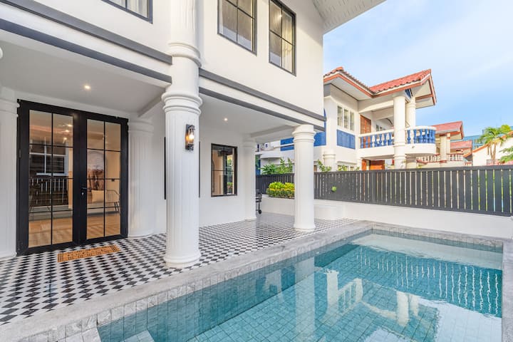 4br Pool Villa|1minute To Beach|utilities Included - Pattaya