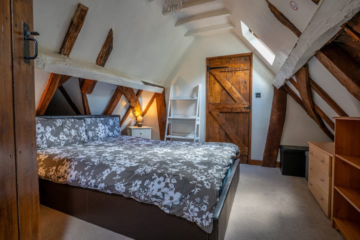 Малко двойно легло