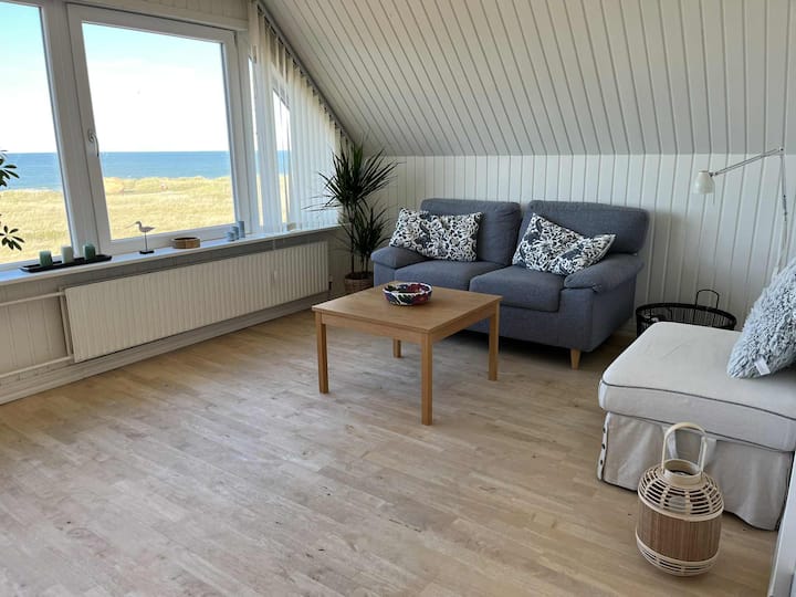 Fantastisk Lejlighed Med Havview Ved Stranden. - Hirtshals