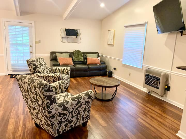 Modern Family Living – Near Food, I-85 & Hospital - Henderson, NC