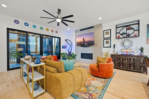 Top Airbnb: FIFA Atlanta Luxury Stay | Hot Tub | Sleeps 10 in Reynoldstown