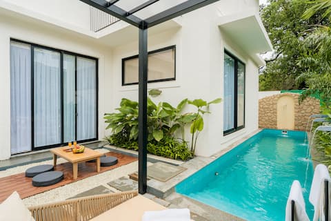 Tropical Luxury 4Bhk Villa Pool Near Vagator Beach