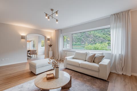 Successful Airbnb property: Rheinpanorama Suite Boppard Bad Salzig am Rhein in Boppard