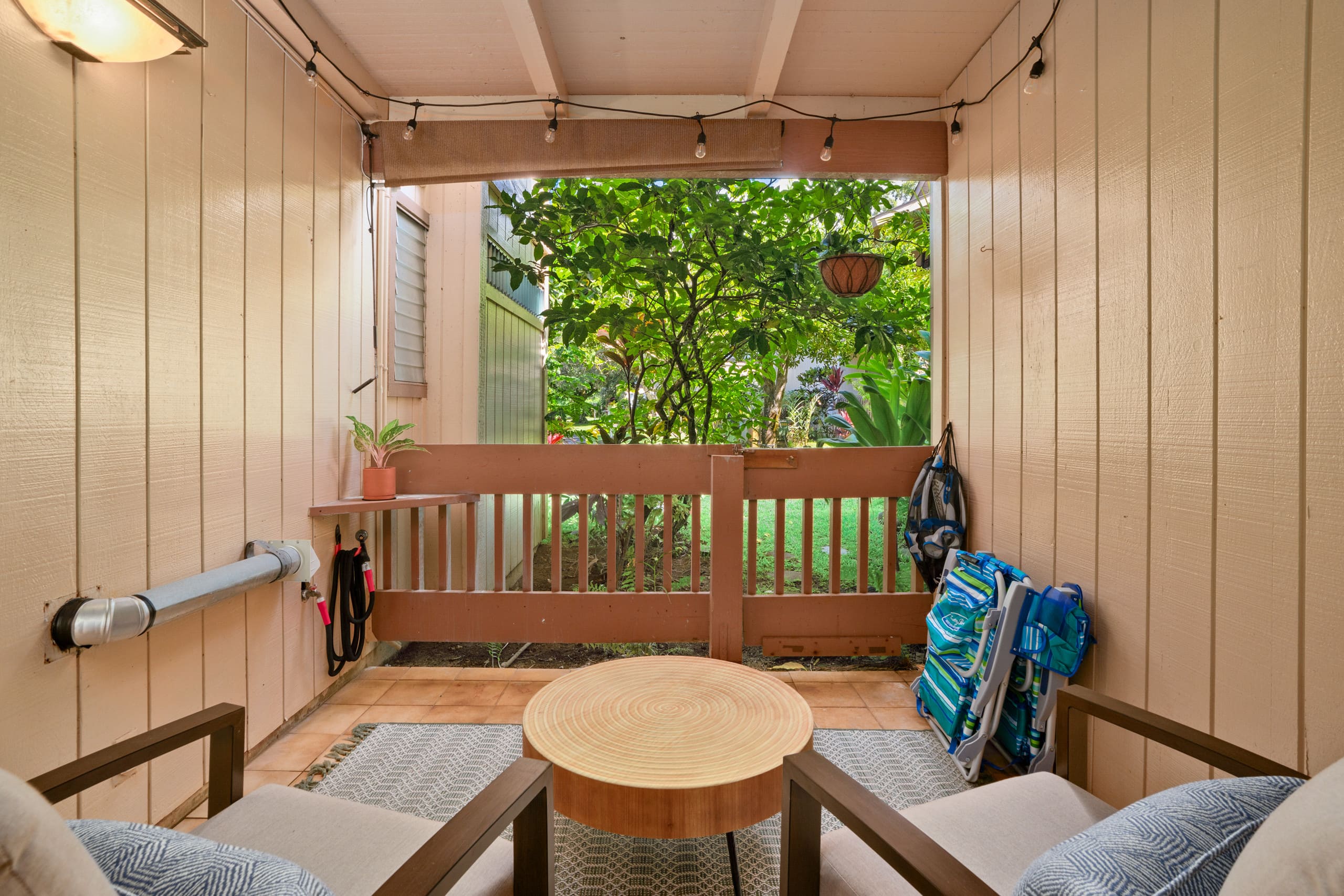 NEW Moana Retreat Studio AC, Hot Tub & Kitchenette - Photo 15