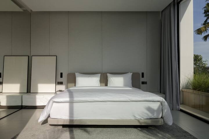 NEW! Luxe designer villa! Canggu / N4