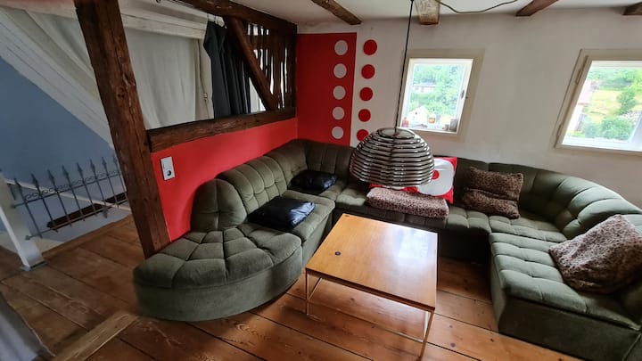 Ruhig Gelegenes Künstlerhaus Mit Festungsblick! - Struppen