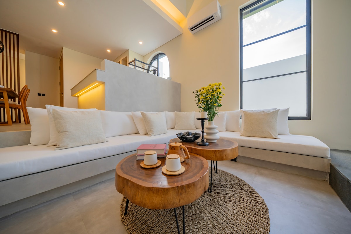 Villa in Mengwi · ★5.0 · 2 bedrooms · 2 beds · 3 baths รายการ Airbnb เปรียบเทียบ