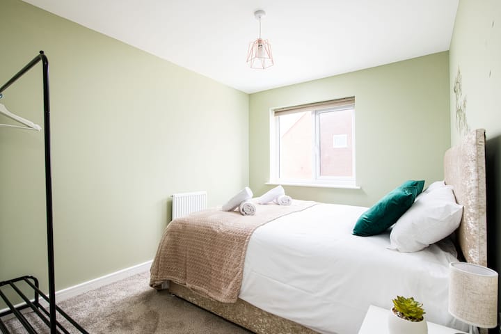 غرفة النوم 2