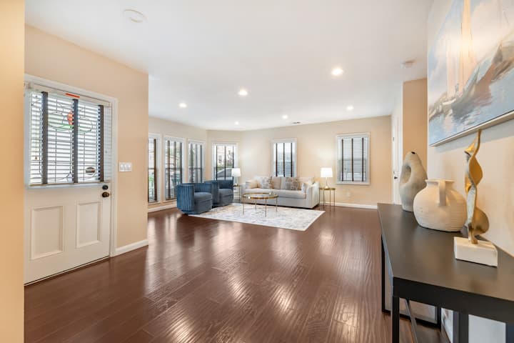 The Most Sought-after Hgtv Luxe Home In Sf/sv - Fremont