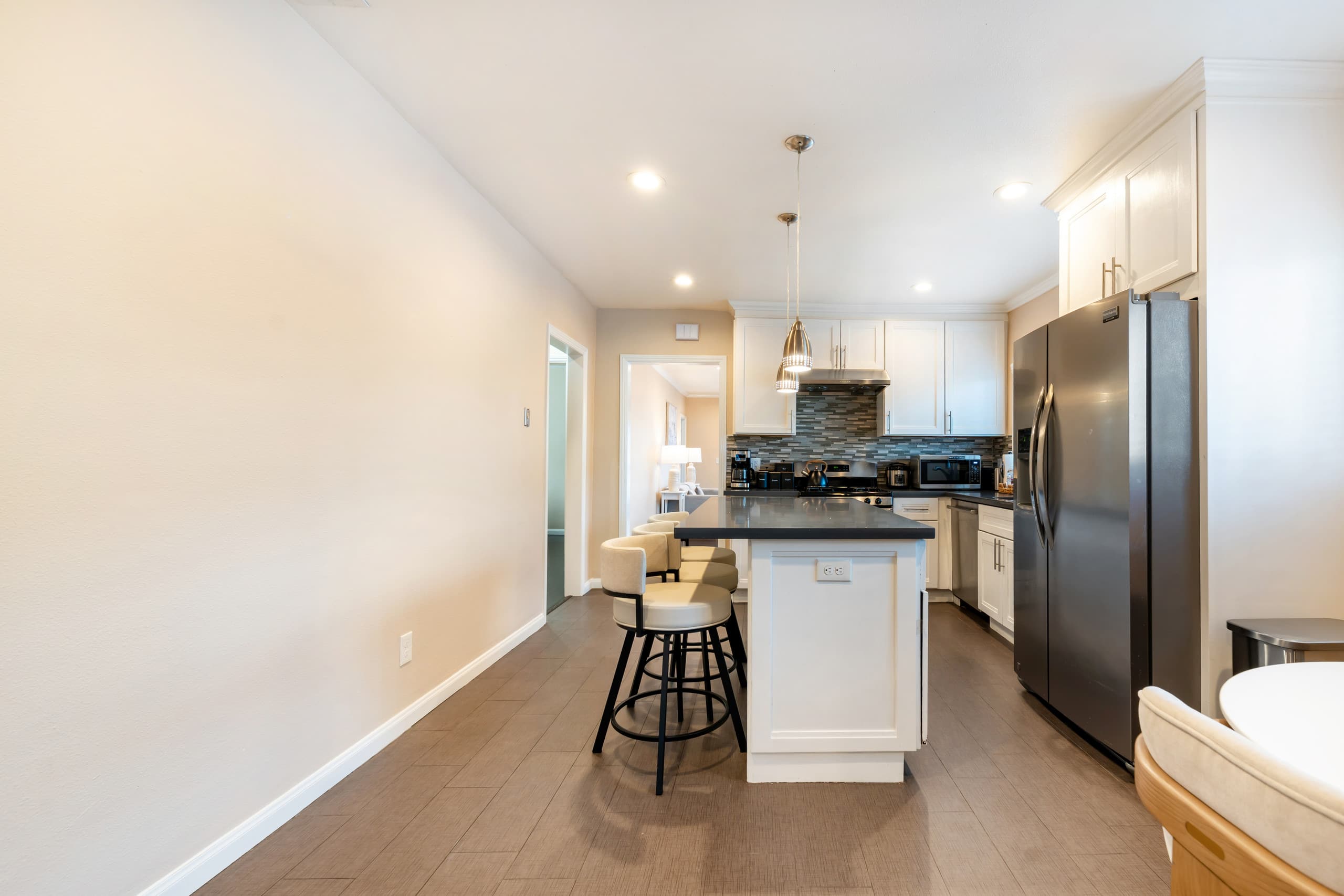Luxury Pool Retreat w/ Chef's Kitchen & Game Room - Photo 14