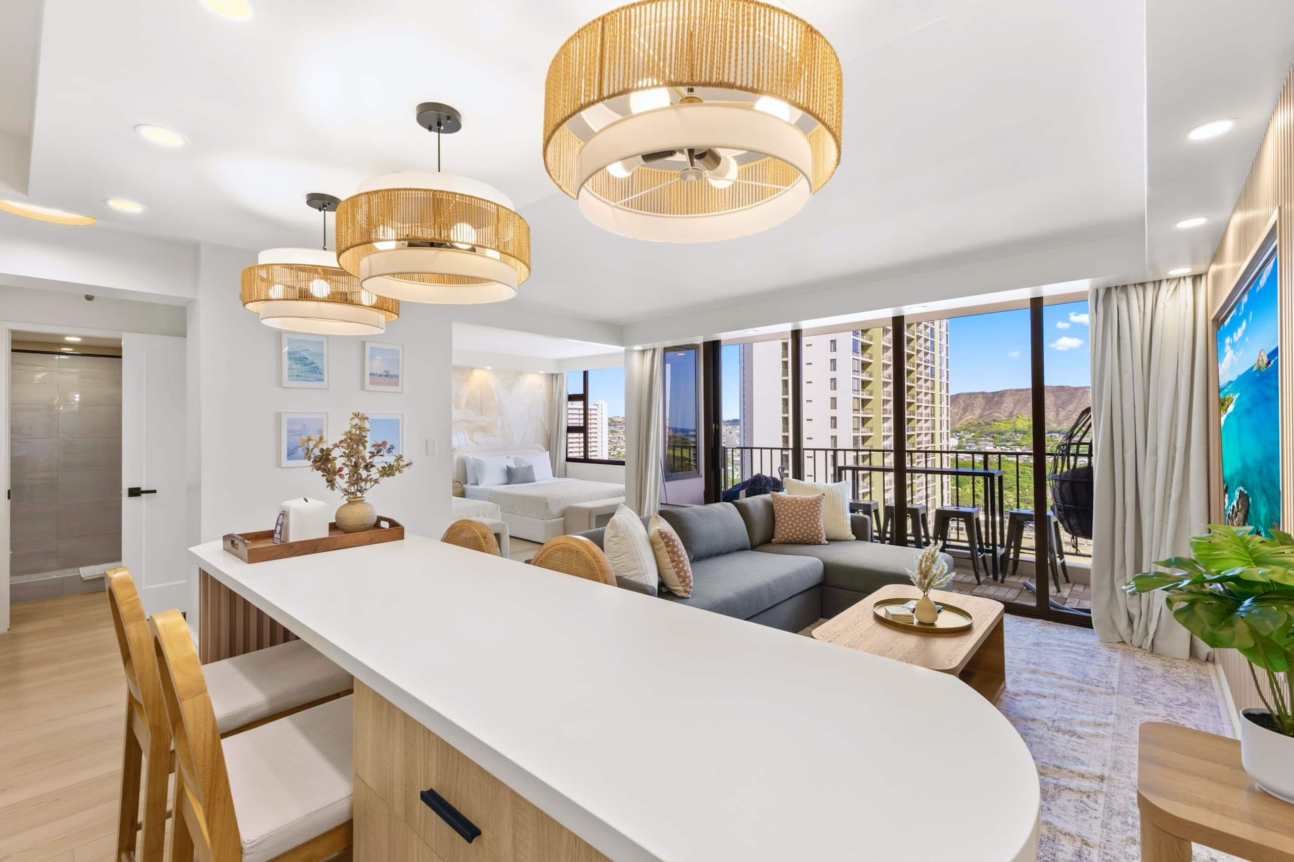 Condo in Honolulu · ★4.96 · 1 bedroom · 3 beds · 1 private bath - Image 1