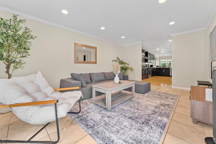 Newark Family-friendly 4br/3ba Retreat - Fremont, CA