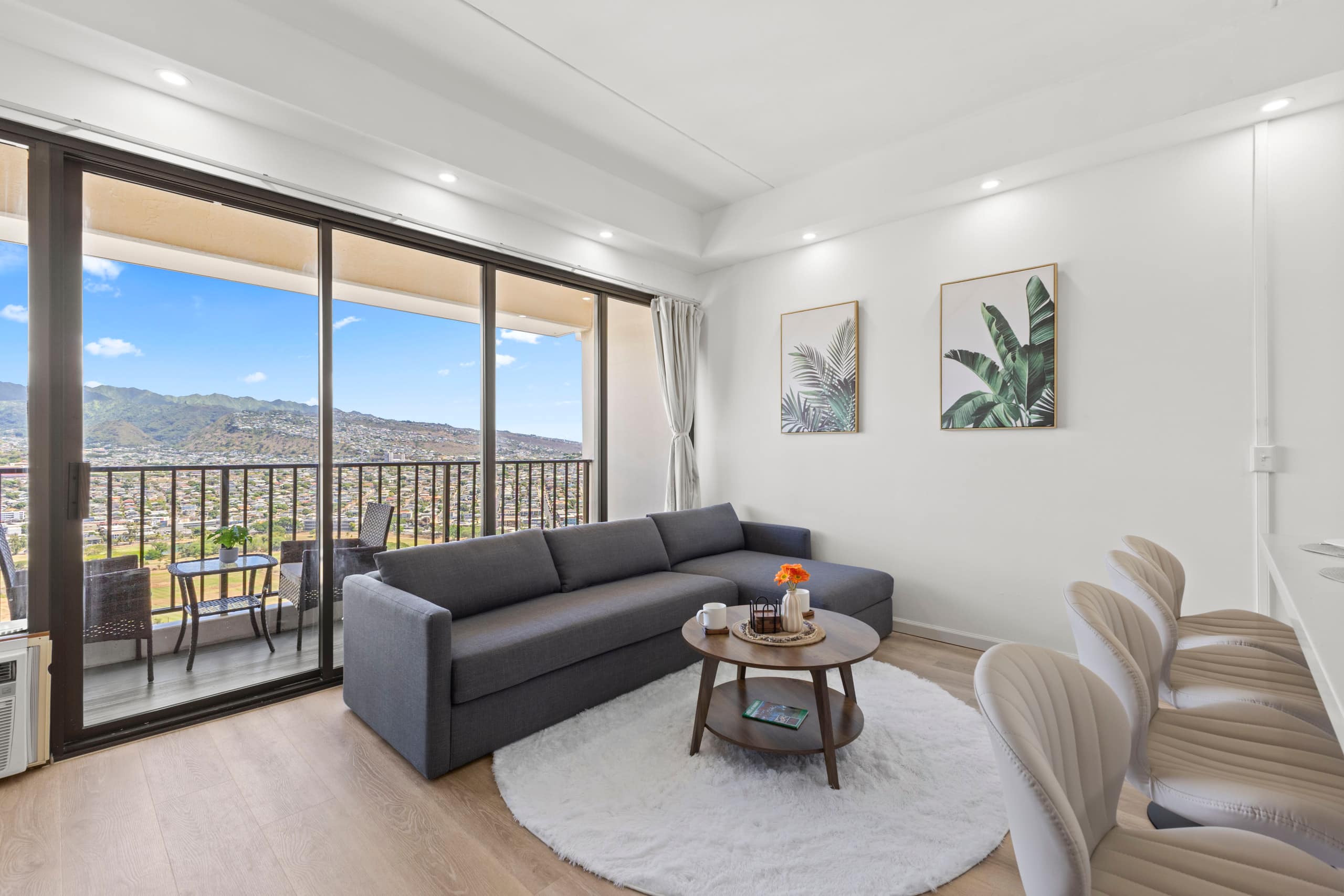 Fully Renovated Penthouse,Panoramic Sunrise,FreePK - Image 5