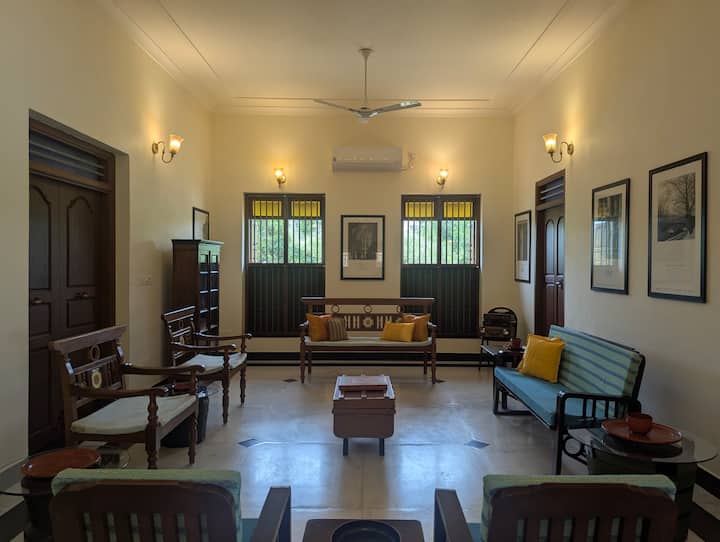 One Room In A Bungalow In Karaikudi - Karaikudi