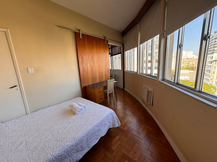 2BR COZY, VIEW, NEXT TO METRÔ CATETE/FLAMENGO, RIO