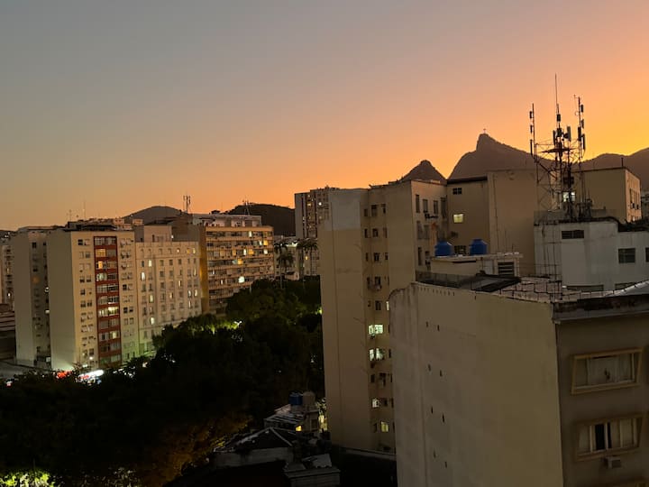 2BR COZY, VIEW, NEXT TO METRÔ CATETE/FLAMENGO, RIO