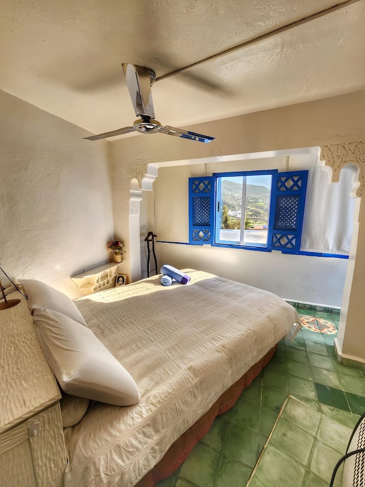 CHEFCHAOUEN SWEET HOME