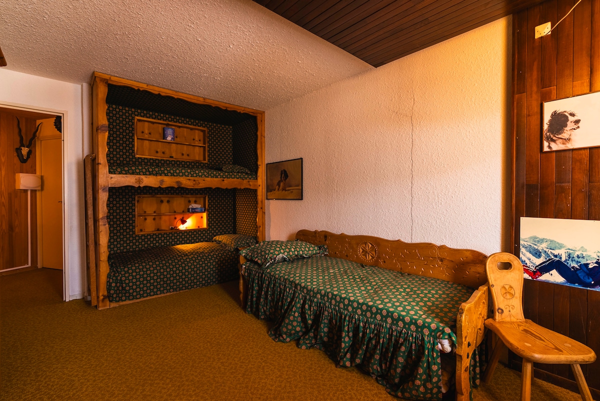 საძინებელი 3