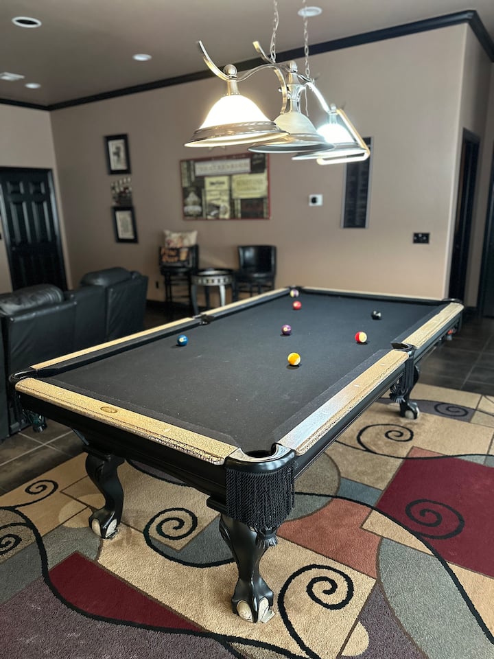 Biliardový stôl