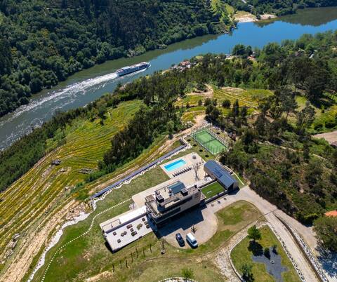 Quinta de Cabanas Douro Country House
