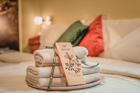 Balcony/Netflix/AC/10min drive-Lake Bohinj