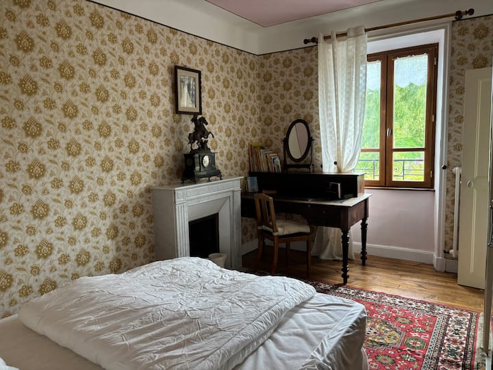 غرفة النوم 2