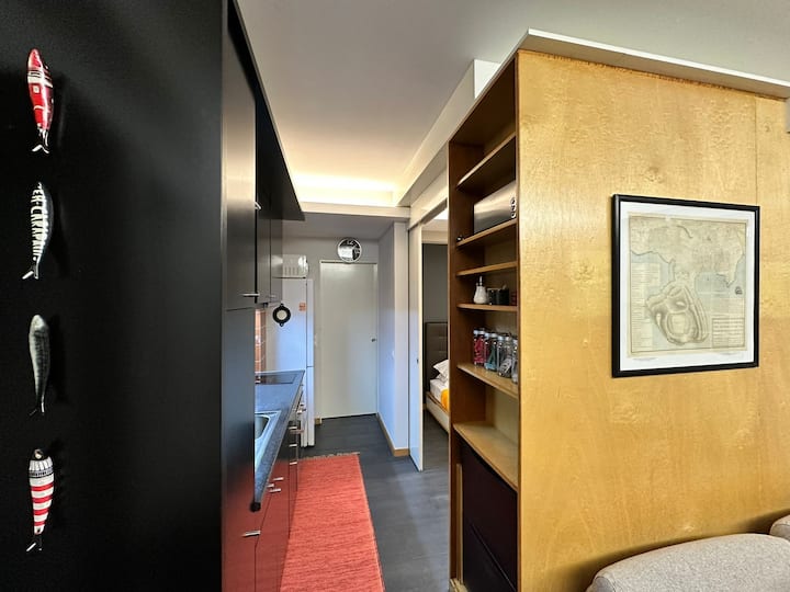 City Center Cosy Flat, With Private Patio. - Azores