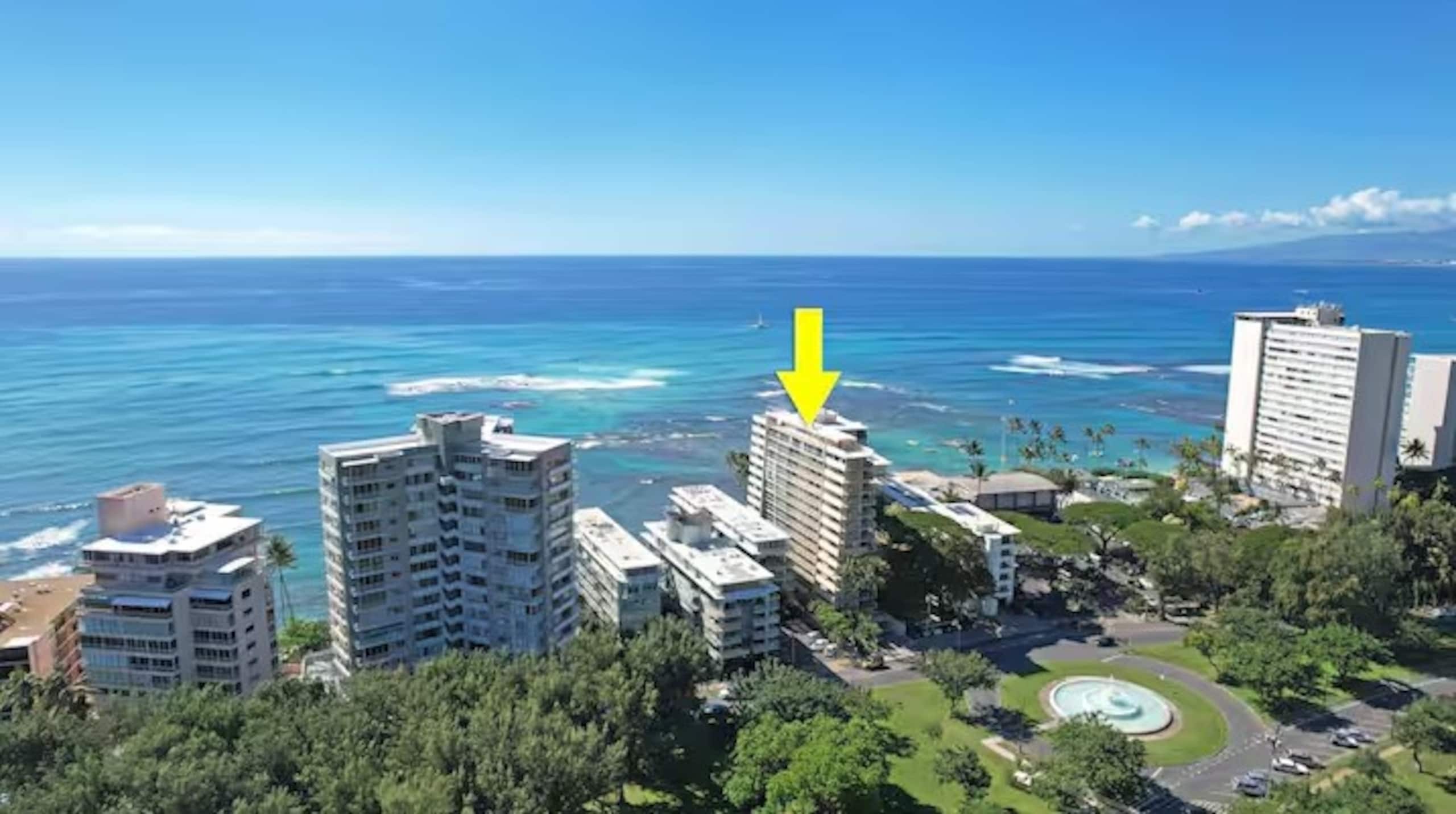 Condo in Honolulu · ★4.61 · 1 bedroom · 2 beds · 1 private bath - Image 9