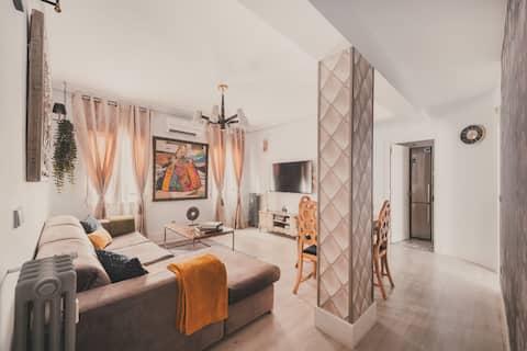 Top performing Airbnb: City deluxe comfortable apartment in Comunidad De Madrid