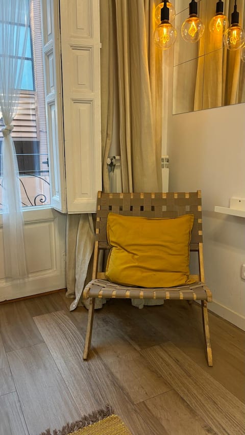 Top Airbnb: Habitaraas Madrid 1910 en Arganzuela