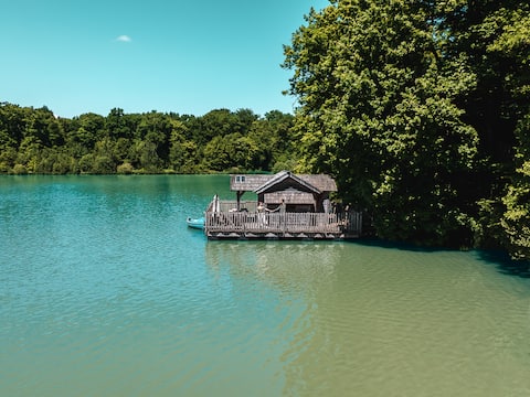 Royal Hut for 4 people