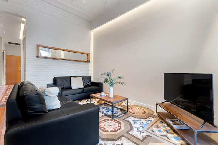 Elegant, Bright, Central, Close To Sagrada Familia - Costa Brava
