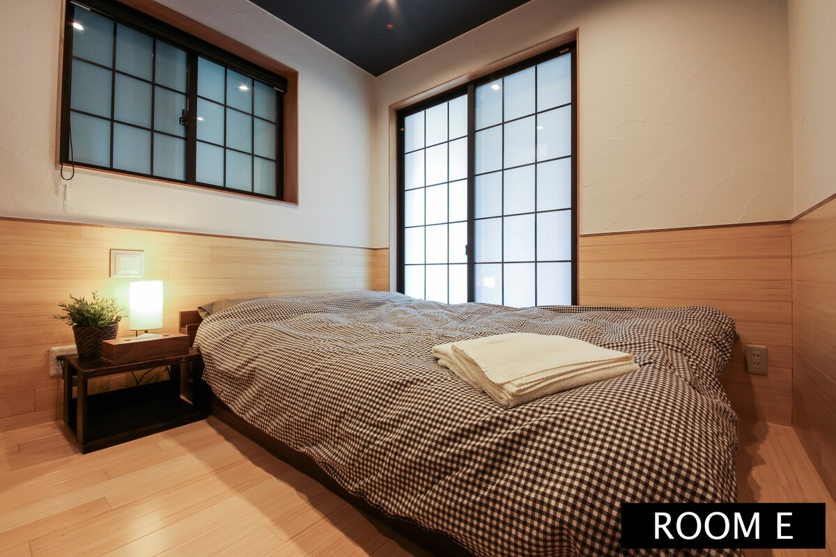 5 bedroom+6 toilets+3 showers, drop luggage 9am~ - Houses for Rent