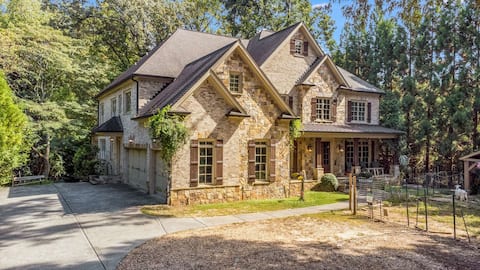 The Famous GOAT Mansion - by Buckhead Goats