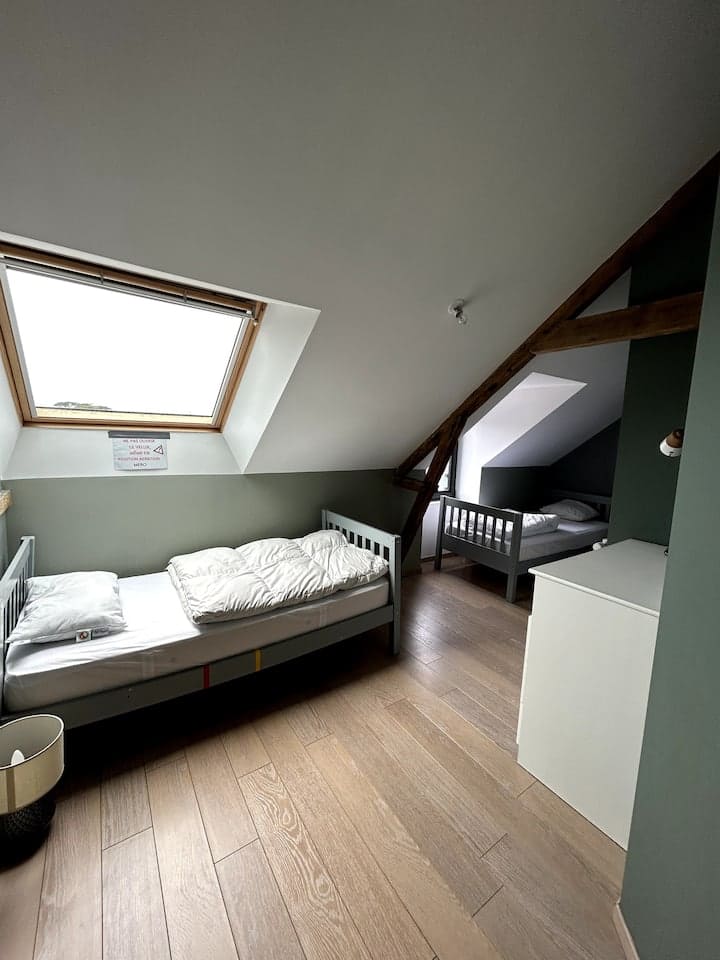 chambre verte 2e étage.
