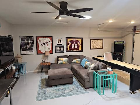Popular Airbnb listing: Private Heated POOL & HOT TUB Serenity ZEN Oasis in Verde Village