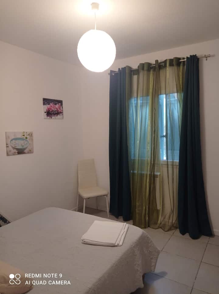 საძინებელი 1