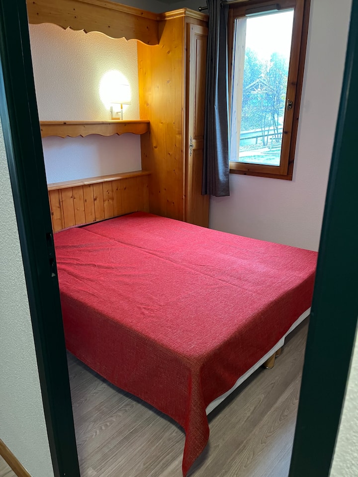 غرفة النوم 1