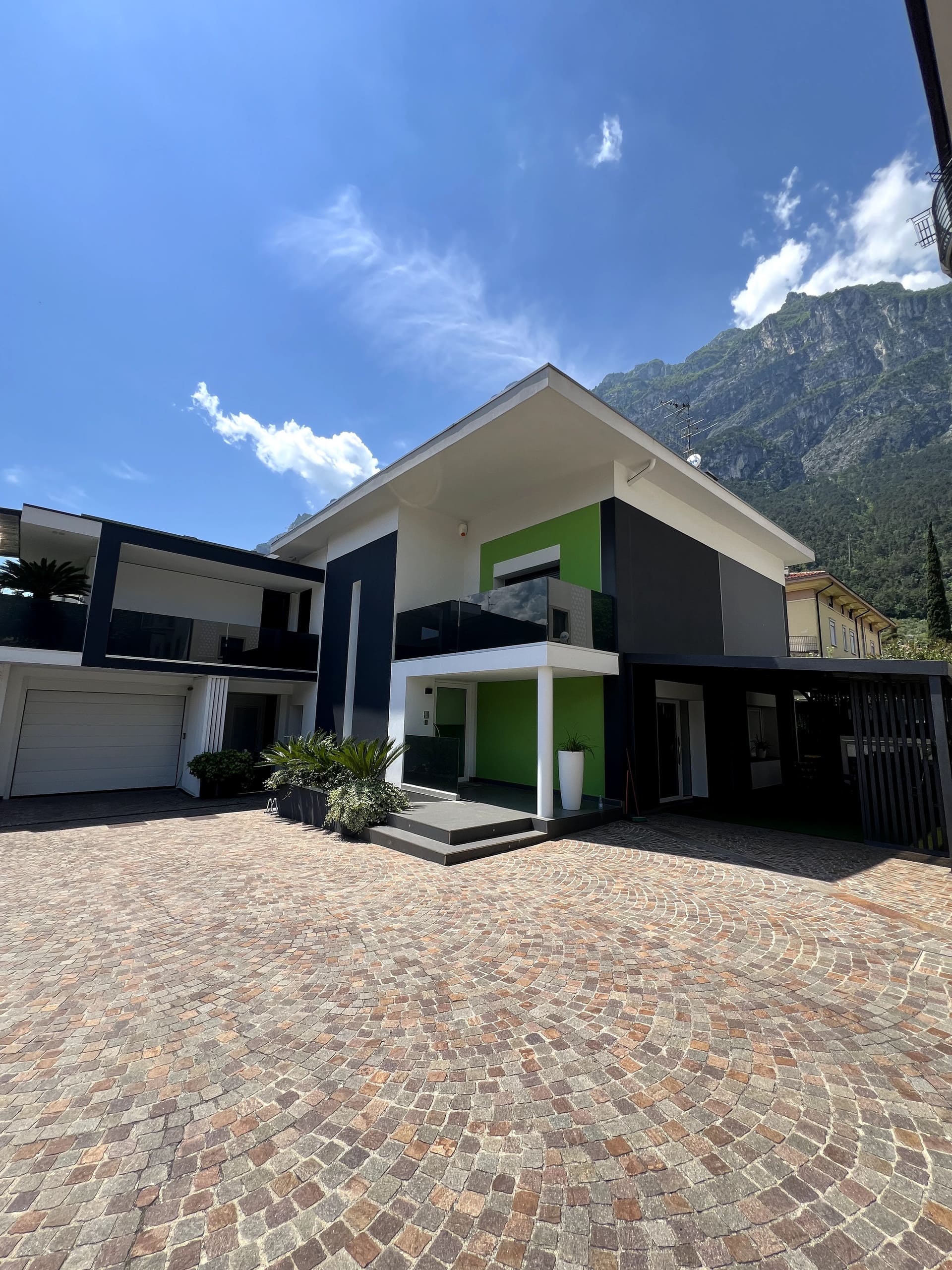 Apartment Riva centro suite Vale (022153-AT-055760)