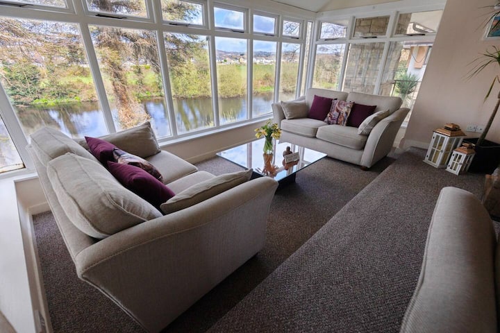 Ensuite Family Room In Riverside Bed & Breakfast - Killarney, Irlanda