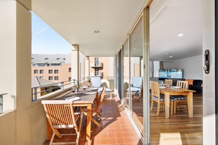 Rich Uncle’s Pad. Salamanca, Battery Point gallery image 5