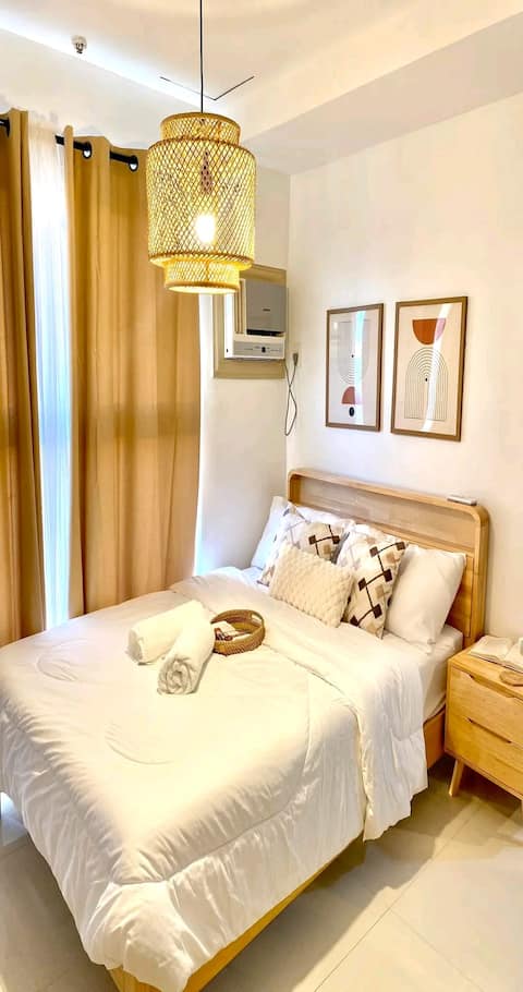 Eclectic Haven @ Bamboo Bay Community
