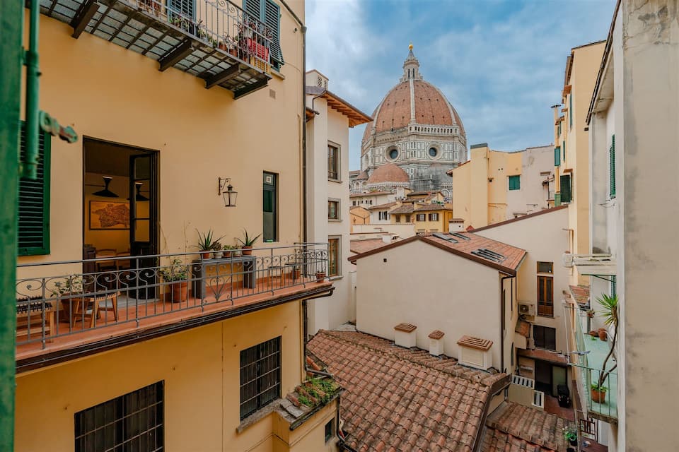 Asso's Place, a flat that faces the Duomo, Florence, Tuscany, Italy, photo 2 of 10