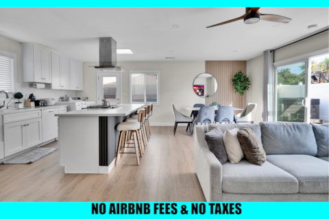 Top performing Airbnb: Cinderella's Chic Chateau, 10min to Disney/ConvCtr in Anaheim